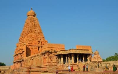 Madurai to tanjore Temple
